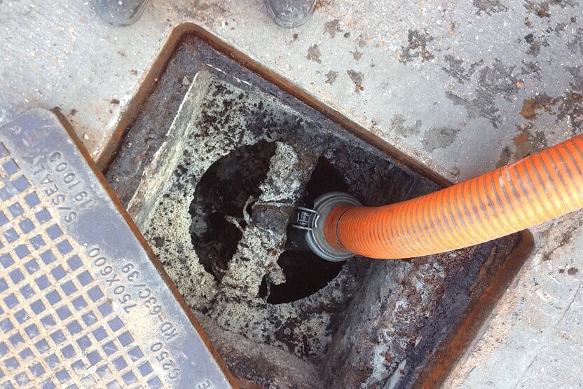 https://greasetrapindianapolis.com/wp-content/uploads/2020/02/grease-trap-pumping-service.jpg